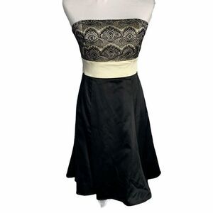 Vintage Tahari Satin Lace Party Dress 6 Petite